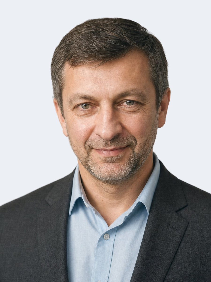 Андрій Савчук, Заступник директора