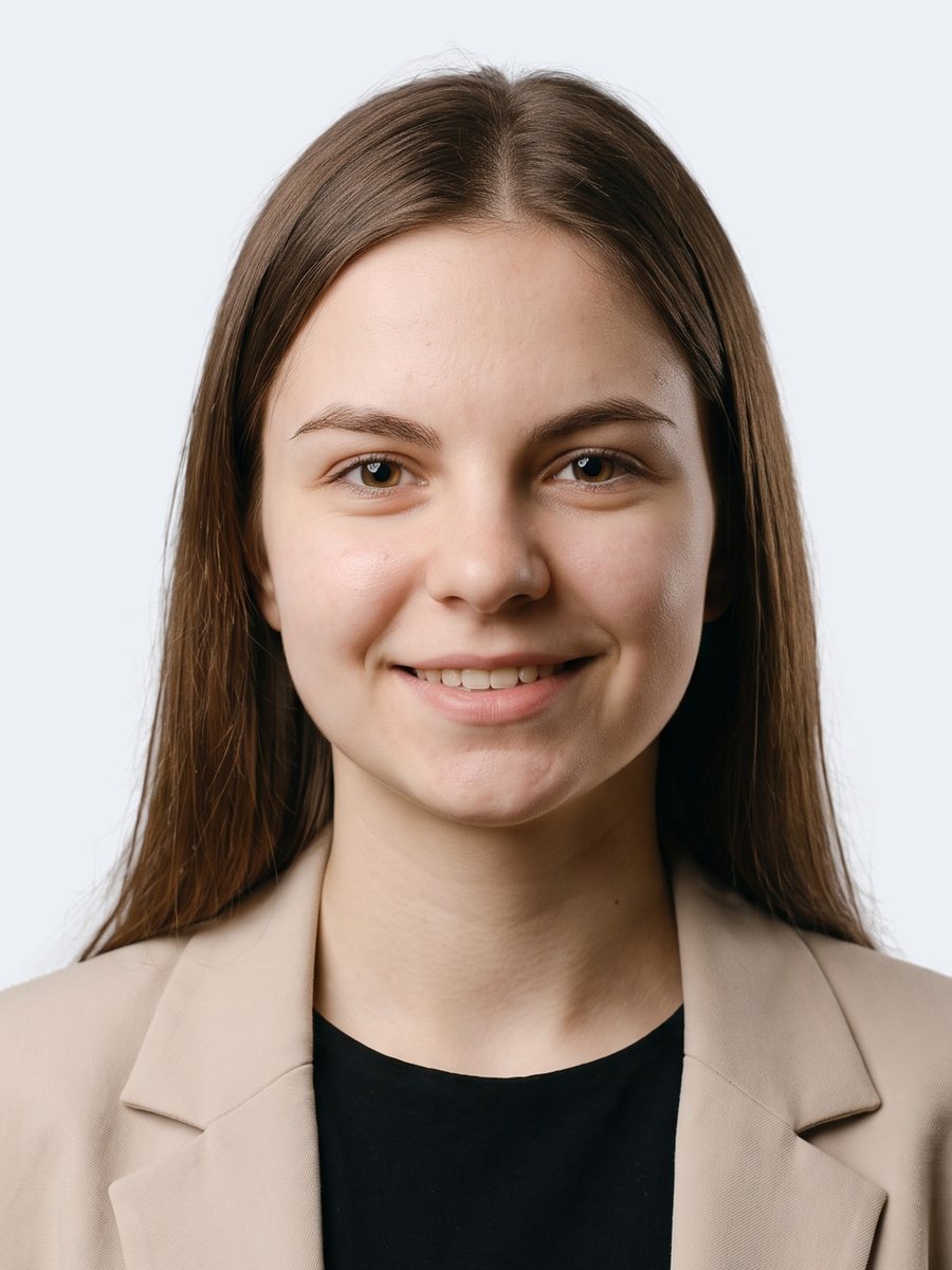 Дарина Бондар, Офіс-менеджер